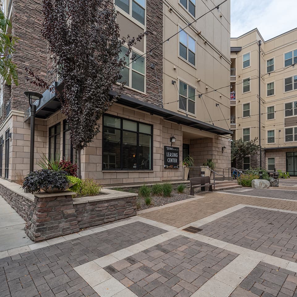 District-at-Campus-West–exterior1