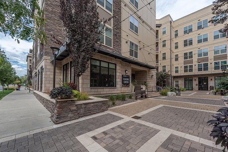 District-at-Campus-West–exterior1