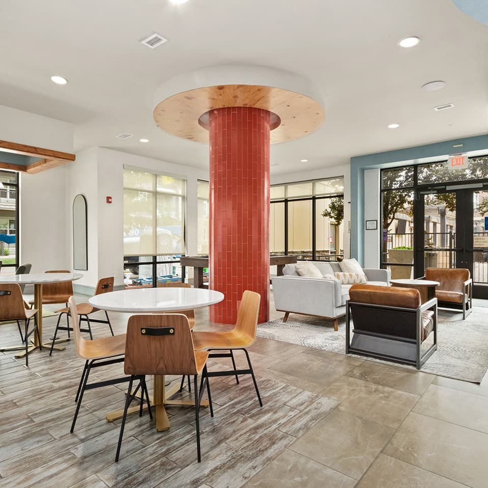 Clubhouse-03-District